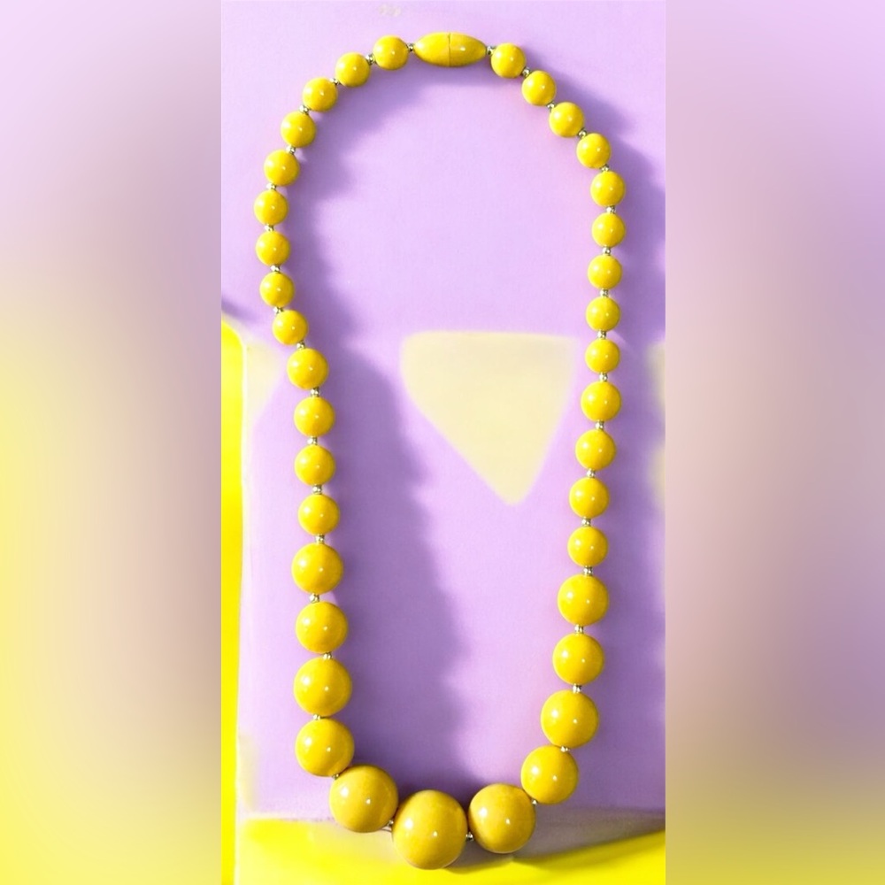 Vibrant Vintage Yellow Beaded Necklace